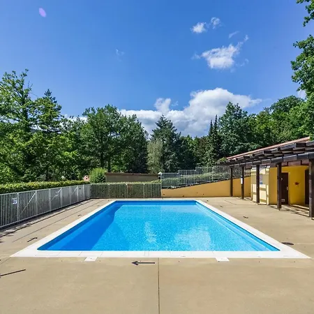Wellholidays 19 - Balneo, Terrasse Et Piscine Partagee Apartment *